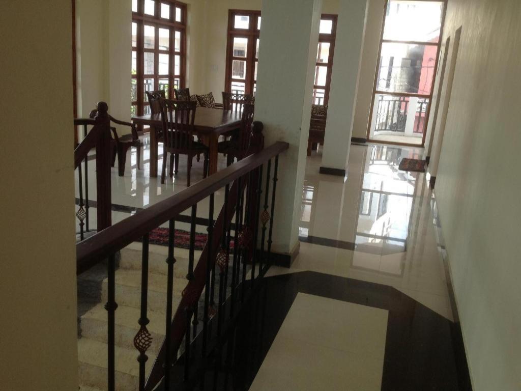 Araliya Blue Beach View Hotel Kudapaduwa Exterior foto