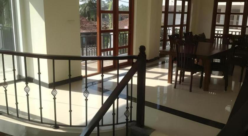 Araliya Blue Beach View Hotel Kudapaduwa Exterior foto